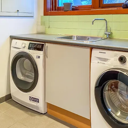 Pet Friendly In * Ålesund